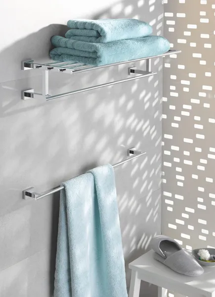 Полиця для рушників у ванну Grohe Essentials Cube New (40512001)