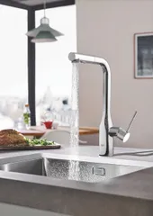 Змішувач для кухні з висувним виливом Grohe Essence New (30270000)