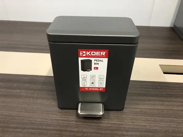 Відро для сміття з плавним закриттям прямокутне Koer TC-010306-07 6 л колір графіт (KR5602)