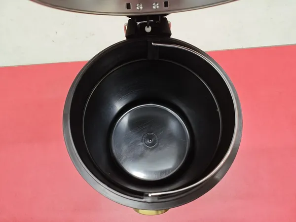 Відро для сміття з плавним закриттям кругле Mixxus Ellipse-TC0205 Brushed Gold 5л (колір матове золото) (MI8400)