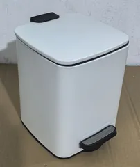 Відро для сміття з плавним закриттям квадратне Zerix Kubix-TC0106 White 6 л (колір білий) (ZX6109)