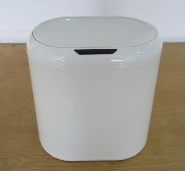Відро для сміття сенсорне овальне Mixxus Premium Topper-TC0112 White 12л колір білий (MI7082)