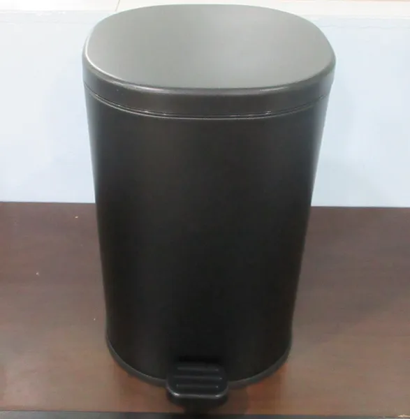 Відро для сміття з плавним закриттям овальне Zerix Prime-TC0105 Black 5л колір чорний (ZX5902)