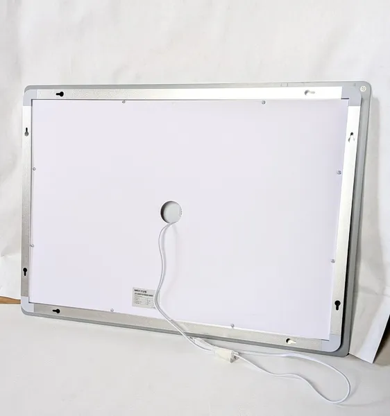 Уцінка - Дзеркало Mixxus STYLE MR03-70x50 з Led Touch, Anti-fog, димером, рег. яскравості, годинником (MI6006-20260604-9688)